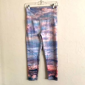 High waisted middie leggings